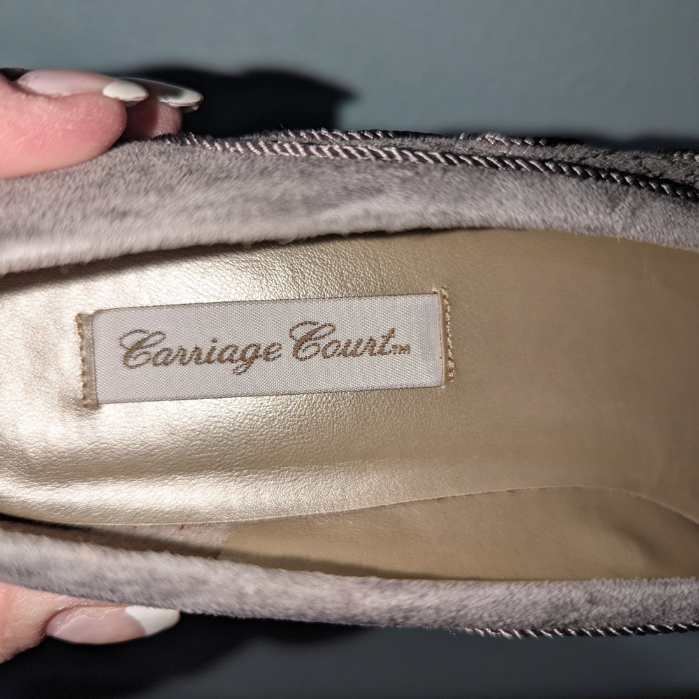 Carriage Court Chic Gray Suede Heels - Picture 5 of 8